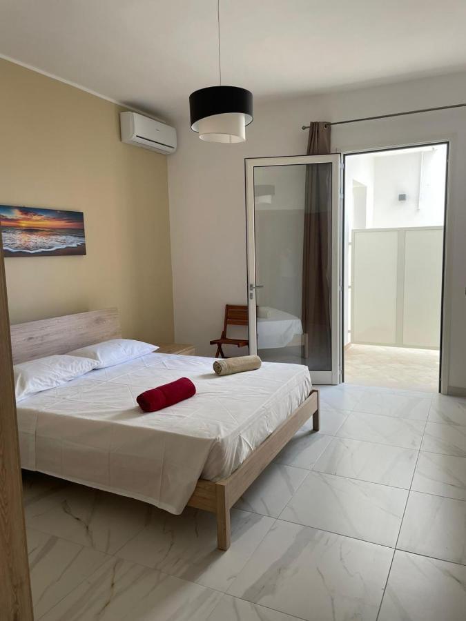 Camere Lorenzo Porto Cesareo Exteriér fotografie