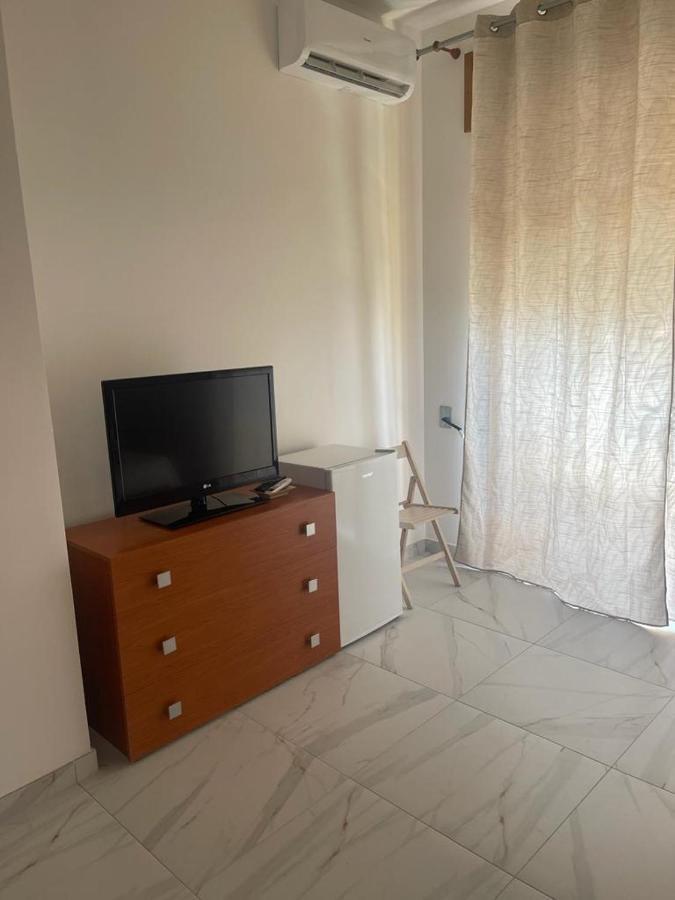 Camere Lorenzo Porto Cesareo Exteriér fotografie
