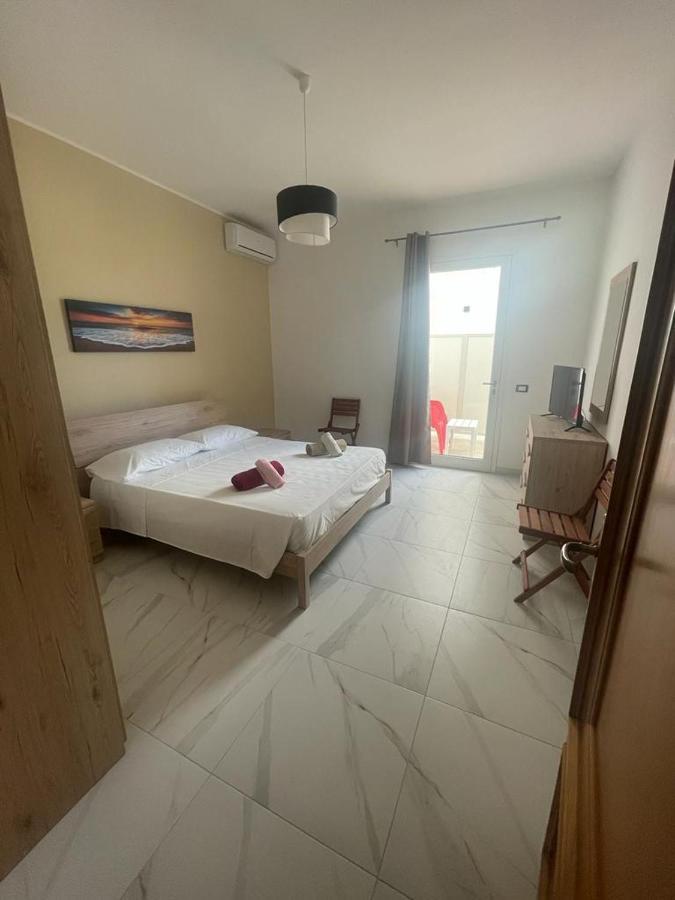 Camere Lorenzo Porto Cesareo Exteriér fotografie